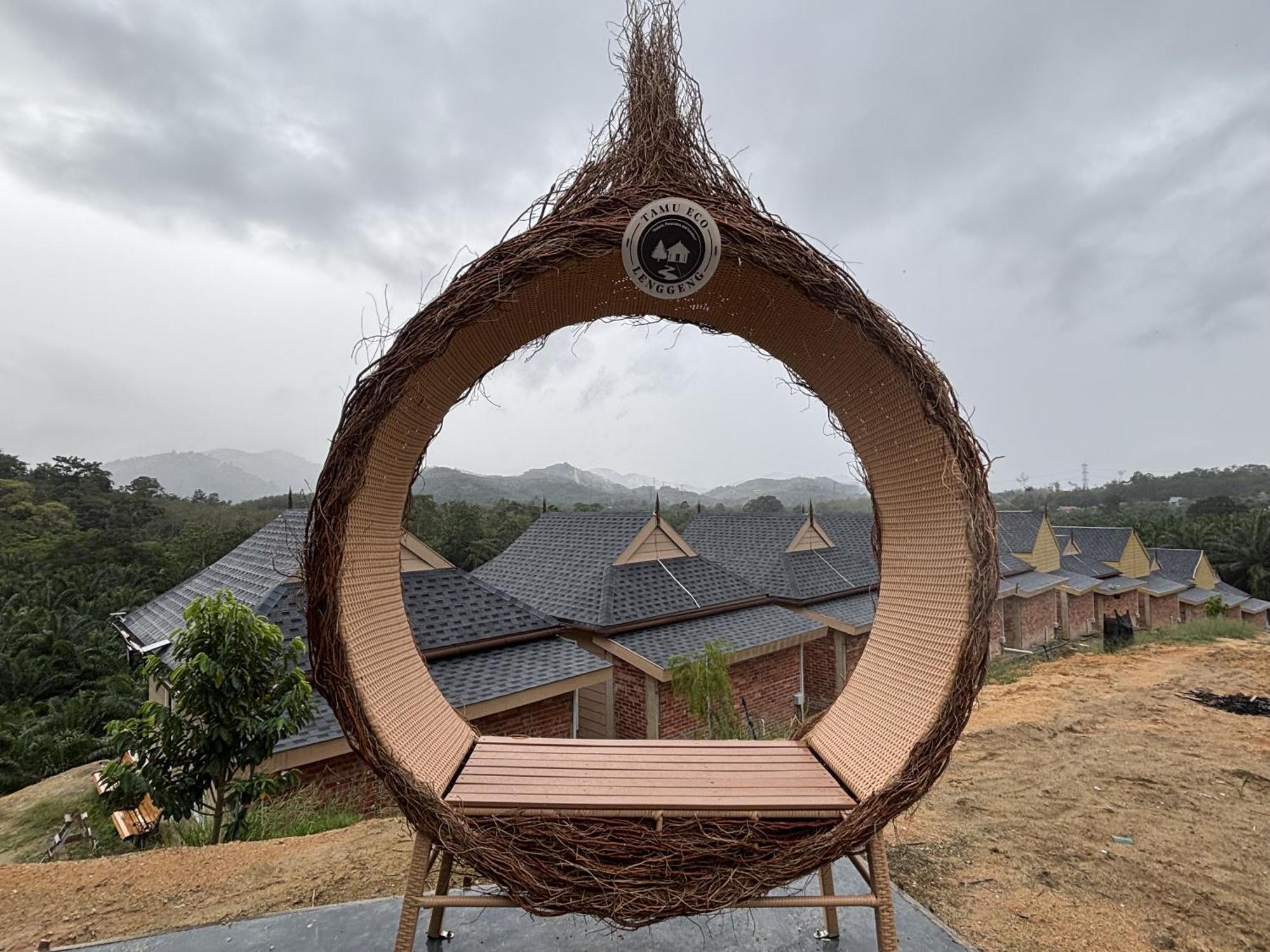 Tamu Eco Lenggeng Hotel Exterior photo