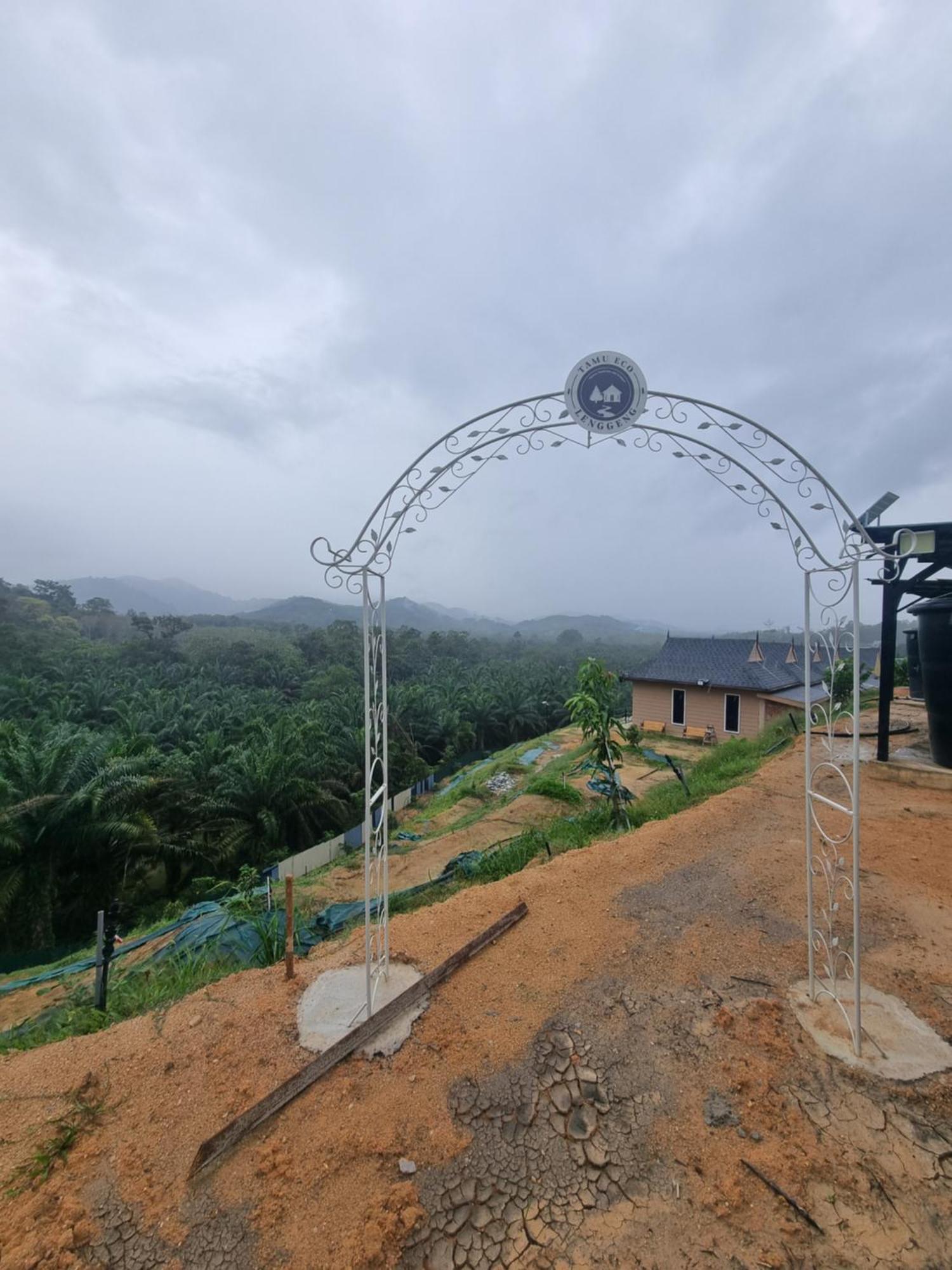 Tamu Eco Lenggeng Hotel Exterior photo